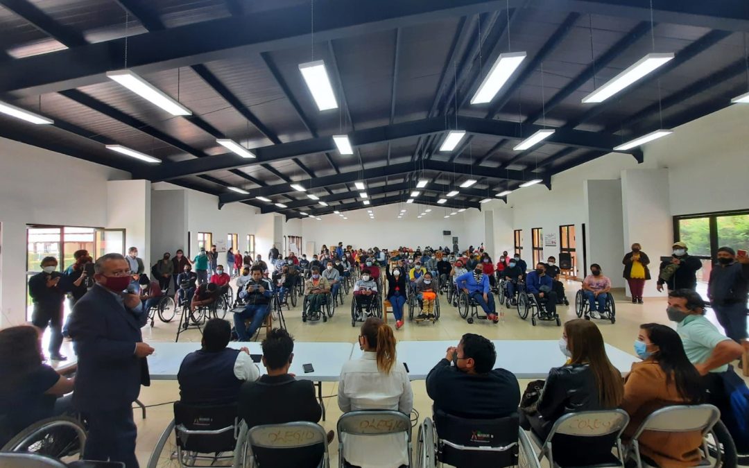 Asiste María Guillén Domínguez a clausura de Campamento Taller Vida Independiente 2021 en San Cristóbal de las Casas